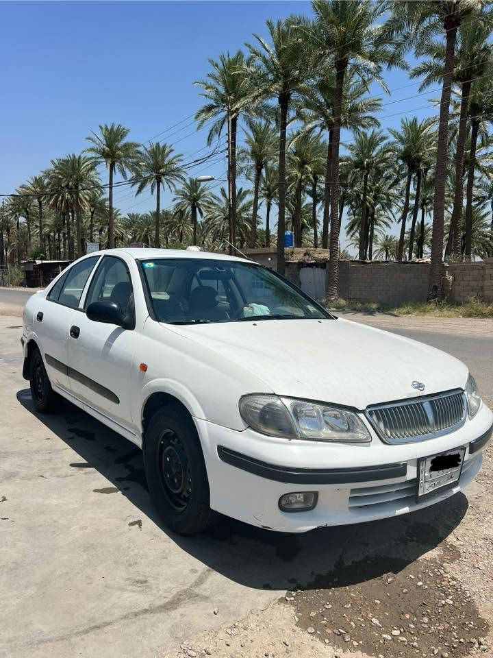نيسان سني 2001
لون أبيض نظيفة للبيع 
المكان بغداد 
للاستفسار على هذا الرقم ***********
