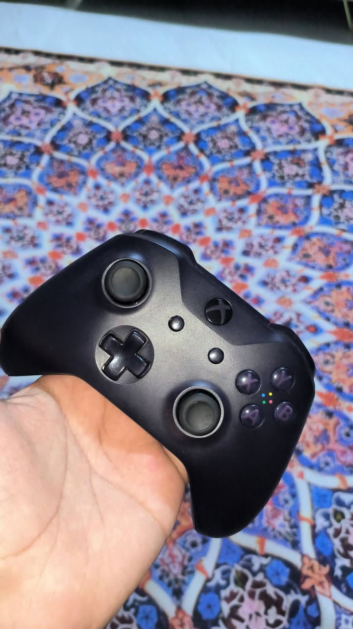 جهاز Xbox one s باندل  نسخه واحد تيرا  جهاز نضيف مامفتوح وسنه الاصدار 2019 سعر 175


**إذا كنت صاحب هذا الإعلان وتريد حذفه لأي سبب، رجاءا أرسل رسالة إلى الدعم الفني**