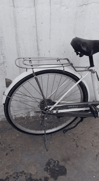 السلام عليكم متاح بايسكل للبيع البايسكل نضيف و مال بيت سعر 70 وبي مجال.... رقم 👇🏻🙂
0776 670 7414
