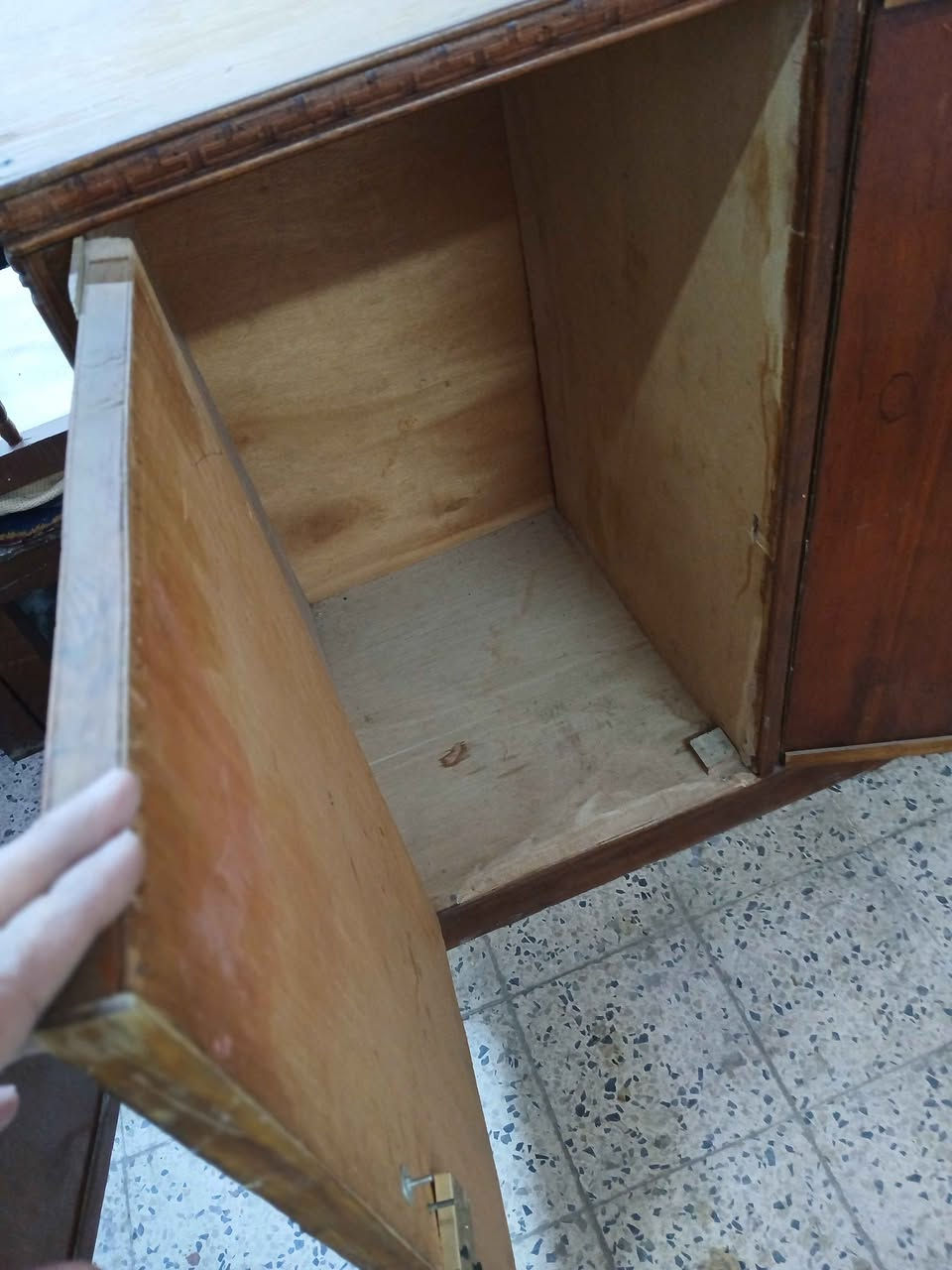 بوفيه قياس 150×60 كما موضح بالصور  بغداد الكرخ الرساله الاولى


**إذا كنت صاحب هذا الإعلان وتريد حذفه لأي سبب، رجاءا أرسل رسالة إلى الدعم الفني**