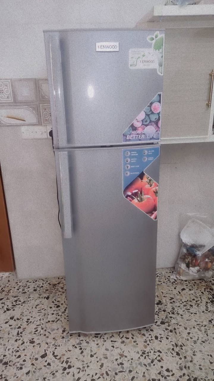 الأغراض جديد فقط استعمال 6 شهر فقط الكل شلع للبيع واليس فرد
مبرده عدد 2 بارفار سعر الوحده 150 
ثلاجه 13 قدم  مشتري 360 
بيع 200 
غسالة 7 كيول غسيل 
امشتري 250 وبيع 150
طباخ متوسط الحجم 
مشتري 260 وبيع 170 
براد ماي مشتري 175 بيع 100
كاونت شغل قطعين مشتري 250 وبيع 170 
الاتصال فقط شراي رجائن 
***********
العنوان بغداد راشديه
