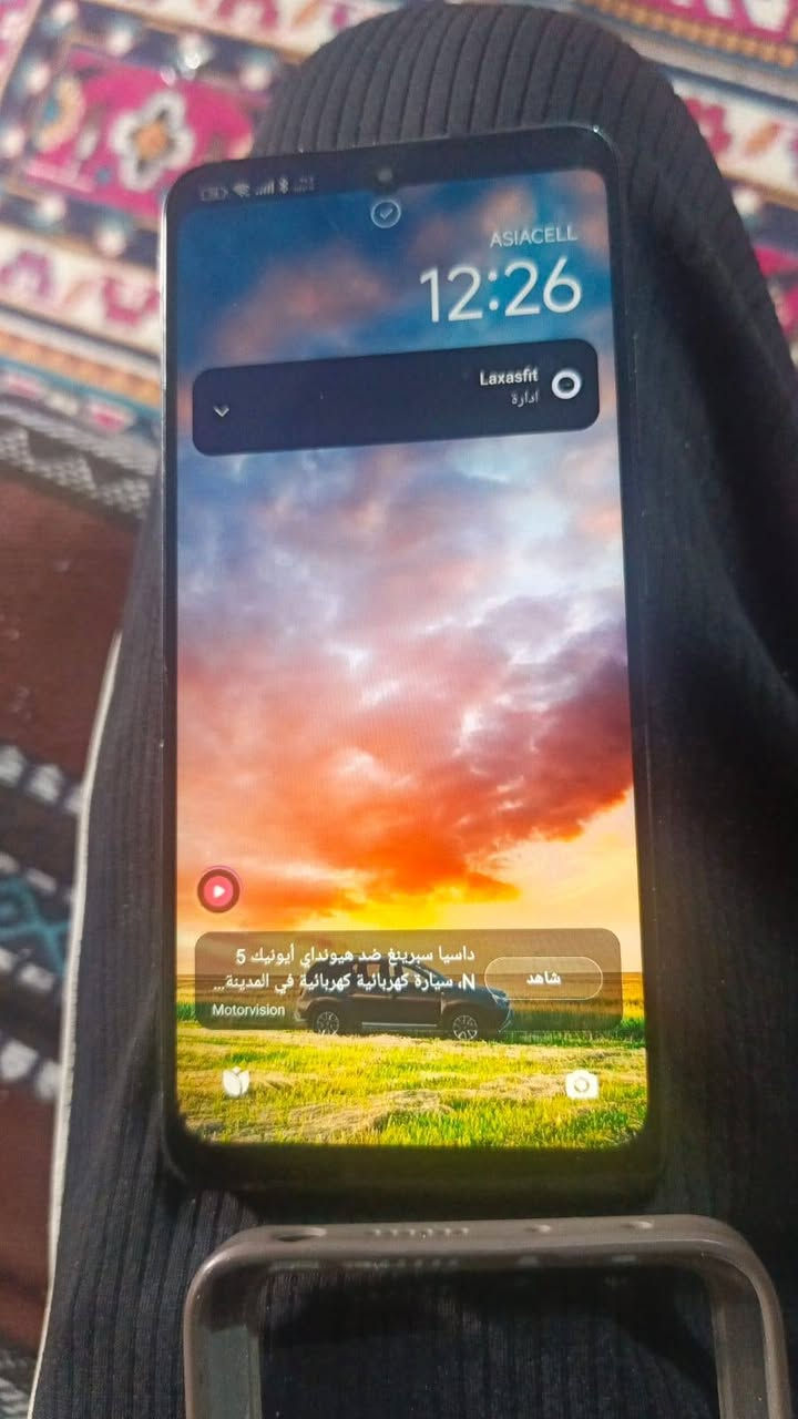 سلام عليكم جهاز بوكو x4جهاز حلو ونضيف وسلس مكسور بس ضهر بيه ومبدل شاشه بيه سعر 130وبيه مجال مستعجل عله بعته لمكان لعماره ***********
