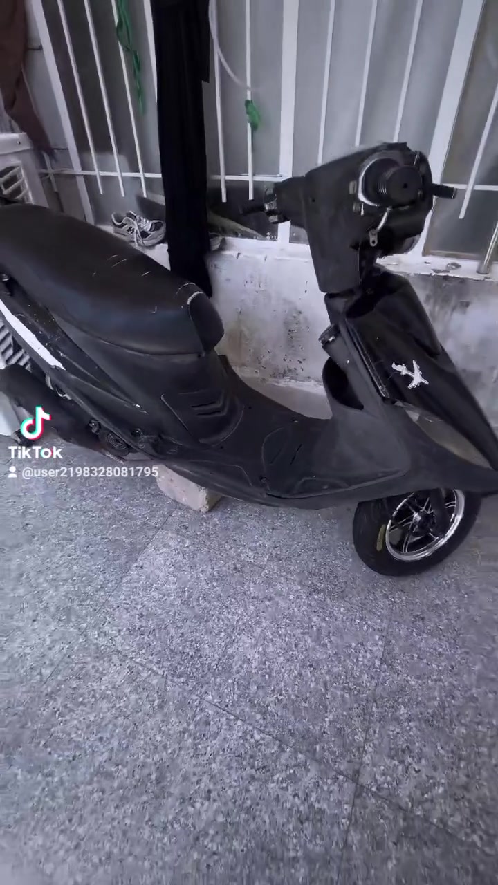 دراجه للبيع دراجه كله بلاد بس مكينه55كهربائيات كله شغاله سعر650وبيه مجال


**إذا كنت صاحب هذا الإعلان وتريد حذفه لأي سبب، رجاءا أرسل رسالة إلى الدعم الفني**