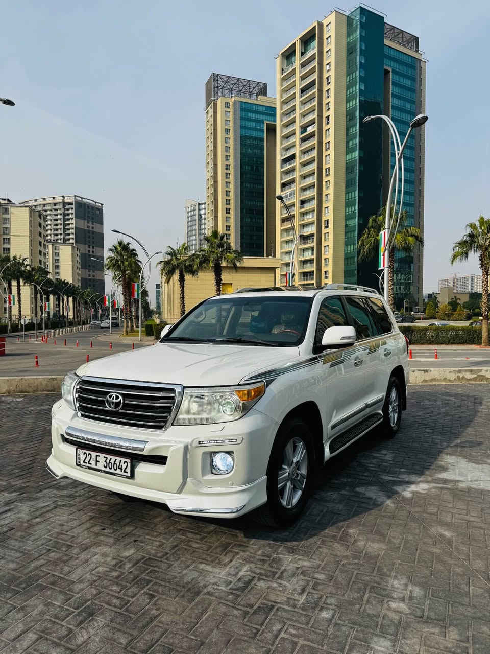 تويوتا لاندكروزر ٢٠١٣ GX.R V8 
بريم  
كوردي عرةبي 
زور جوان و خاوينة يةك دينار مةسروفي نية 
سةيارةكة بي سبوخة  يةك شويني بجوكي PDR هةية 
گير و مةكينة و هةموو شتي بةشةرتة نةكرايتةوة 
 بي حةيبة تةحويل و غرامة بةشةرتة 
 شوين هةولير 
 كورك واتسئاب Ⓜ️0750 369 9092
سعر ٣٦٠$   كةميك مةجال

 
2013 GX.R
‎السياره كلش جديده وكلش حلوه احله من الصور والسياره بدون مصرف وكلشي جاهز   
سيارة مابيها سبغ ابد فقد واحد مكان بيها pdr بدون دواخل 
‎كير ومحرك بشرط والمحرك ممفتوح بشرط 
‎فول مواصفات 
‎سلايت وثلاجه وبصمه وتبريد مركزي ومعروفه كشن كهربايي شغال حساسات دحامية فول فول  مواصفاتهة 

‎ملاحظه /  فقط بيع  
‎ورجاءً اذا مو مشتري لا تتصل وتعبني 
‎السعر / 360$ 
‎مكان السياره اربيل 
M/ 0750 369 9092 كورك واتسئاب أربيل, العراق
