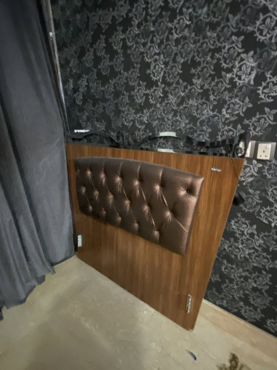 غرفة نوم تركية نفر اونص فقط بدون سرير الباقي كامل
السعر 250الف


**إذا كنت صاحب هذا الإعلان وتريد حذفه لأي سبب، رجاءا أرسل رسالة إلى الدعم الفني**