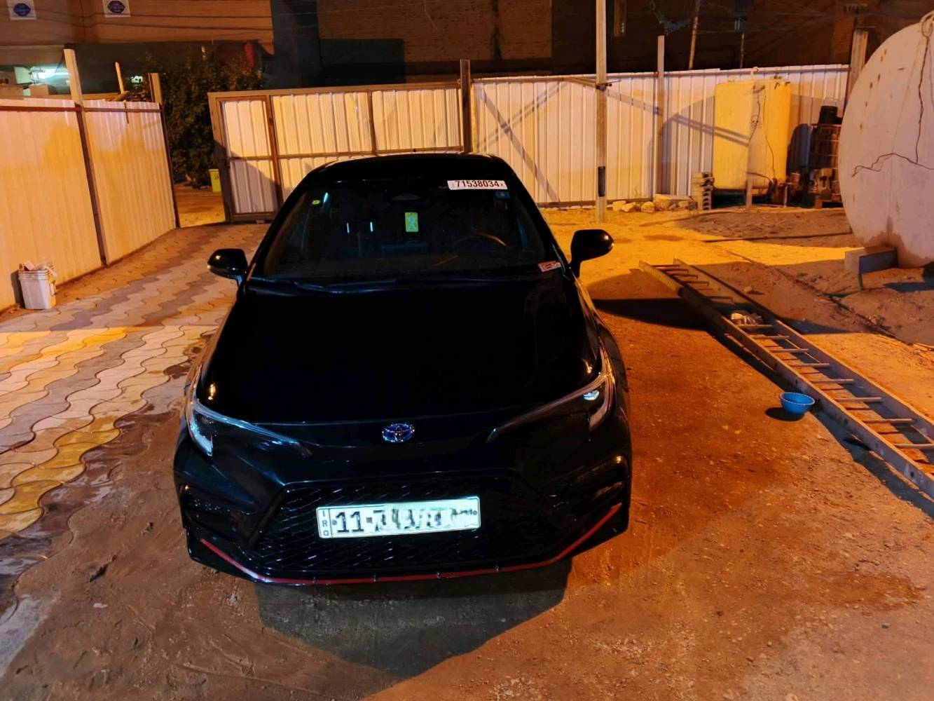 🚗🔥  كورولا هايبرد SE موديل 2023 وارد أمريكي
رقم بغداد
ياباني أصلي
فئة Hybrid SE الرياضية
لون أسود ملكي
ماشية بس 33 ألف
محرك 1.8 هايبرد (بنزين + كهرباء)
گير أوتوماتيك CVT
دفع أمامي
صرفية بنزين نار 🔥 (اقتصادية كلش)
وضعيات قيادة (Eco / Normal / Sport)
✨ المواصفات: ✅ شاشة كبيرة
✅ Apple CarPlay & Android Auto
✅ كاميرا خلفية
✅ رادار + مانع تصادم
✅ تحذير خروج عن المسار
✅ مثبت سرعة
✅ مصابيح LED
✅ جنوط رياضية
✅ 4 فتحات شحن USB
✅ شكل رياضي (دبل إكزوز + دفيوزر خلفي)
📌 الحادث: حادث سطحي فقط
تم صبغ بنيد وجاملغ لا غير
❌ بدون دواخل
❌ بدون شاصي
📷 صور الحادث مرفقة
السيارة وارد أمريكي
ياباني أصلي
💰 السعر: 160 $__
📞 الاتصال: ***********__