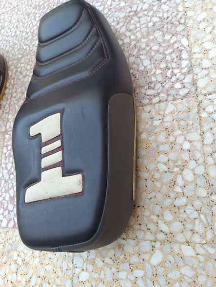 سلام عليكم شباب كشن جديد استعمال قليل اليريدة بخدمتة ب30 وبي مجال للشراي  متواجد خاص و*********** مكاني بل اسكان يم مستشفى الحسين
