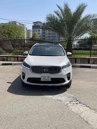 كيا سورنتو خليجي  موديل2019 بدون قطره صبغ بس بارد بسيط سونار مرفق مع ا...