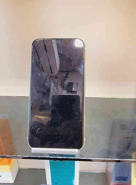 11 عادي مفتوح تخطي يعني مايشغل خط وهاي مواصفاته كدامكم 
سعره 100 قفل 
ناصريه مركز 
***********
