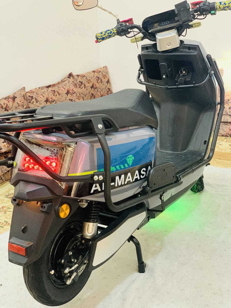 سلام عليكم موطورشحن البيع بعده جديد 6بطاريات موديل 25 مكان الرمادي 7كيلو حتلوو مراوس عل قتاعه السعر 600 وبي مجال


**إذا كنت صاحب هذا الإعلان وتريد حذفه لأي سبب، رجاءا أرسل رسالة إلى الدعم الفني**