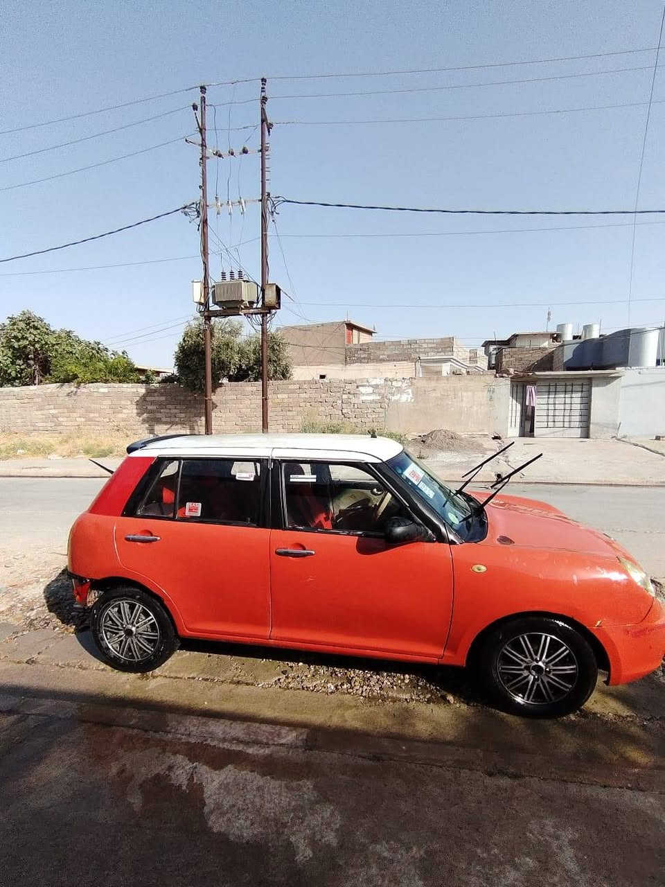 ليفان 320 محرك مال كصة وكير شرط طخم تاير جديد سيارة بيها 3قطع صبغ ابيع حزام سعرها 30 شرط تحويل صاحبها بل موصل تواصل واتساب ***********
