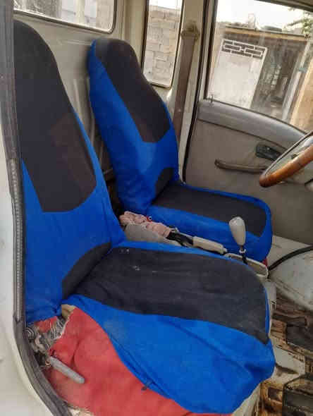 السلام عليكم سياره للبيع هانفي الموديل 2007 فول مواصفات گير ومحرك واكسل ضمان شاصي معمر مستعجل على بيعتهه الشراي خل ينتصل اوراق كامله السعر 18وبيها مجال عنوان صلاح الدين الاسحاقي الرقم ***********.    ***********
