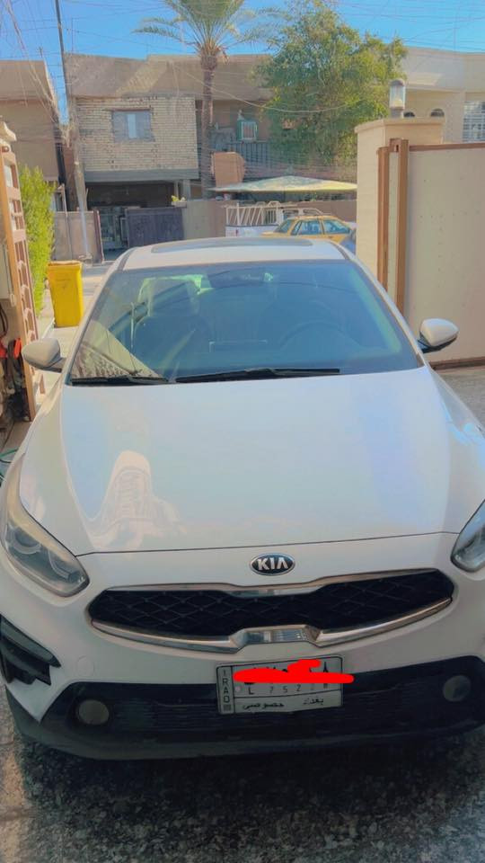 للبيع🔔
كيا سيراتوا موديل2020

نص مواصفات 
مراه شفط واشاره بالمراه
سلايد روف 
حساسات خلفية + كاميرا رؤية خلفية 
سيارت نظيفه وعلى ايدي
للاستفسار الاتصال ع رقم :***********بي واتساب
