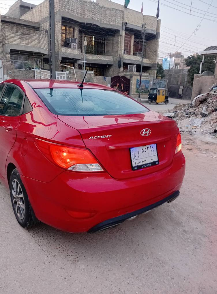 اكسنت موديل ١٦ وارد أمريكي بيهه جاملغ فقط سياره بدون صبغ مكينه وكير تبريد تخم تاير صدر جديد رقم ديالى حجم مكينه ١٦٠٠ *********** سعر ٧٨ قفل مكان سياره بغداد بغداد, العراق
