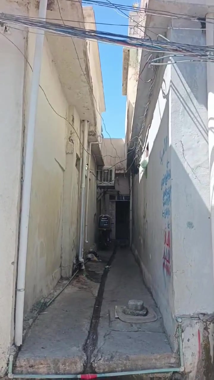مكتب الايمن للعقار 🤍

يقدم لك افضل العروض وباسعار مناسبة تواصل معنا الان 

🤍 الدار للبيع في منطقة راس الجادة بظهر القصاصيب🌼🌷☘️

المساحة  (60) متر🌸

 ملك صرف شرط التحويل 

الدار طابق واحد

السعر 43 مليون وقابل للتفاوض

يتكون من غرفتين ومطبخ وصحيات + بيتونة🌷🌺☘️

يوجد في مكتب الايمن محامي وخبير قانوني ⚖️ 😊 💗 وترويج جميع المعاملات بكادر قانوني. 

عليك الاختيار وعلينه الباقي 🩷😁👍🏻🩵 

اسال المختصين الموثوقين راح يكدرون يساعدوك ويخلون 

عقارك ناجح  ::((ابو يوسف للعقار)):: (ابو يزن للعقار)  ☘️🎋

مكتب الايمن للعقار مكتب الثقه والامان

تريد تشتري عقار او تعرض العقار تواصل معانه على حسابنه 

الخاص او اتصل على الارقام التالية  ......... ★♡★

🌻 ابو يزن للعقار🌻
***********📞☎️
***********☎️📞الواتساب اسيا
