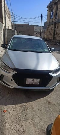 موديل ١٨ بيهه اربع  قطع بدون دواخل اتصل على رقم ٠٧٨١٠١٠١٦٤٠