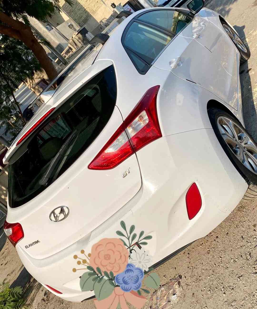 السلام عليكم
هواندي النترا للبيع موديل 2013 وارد امريكي رقم بغداد بااسمي ..
 الحادث فقط جاملغ السائق ومصلح نفسة 
(سونار السيارة موجود اخر صور ) السيارة ليبل واحد بدون تبديل
 المواصفات …
عداد الكيلو متر 59 
المكينه  دوش DOHC 2000 
بصمة 
تدفئة كشنات هيتر 
تبريد ثلج 
بصمة ابواب 
مسند للاكواب في الكشنات الخلفية 
 اشارة بالمري 
السيارة كلش حلوةو نظيفة وبعدها على البلاد 
رقمها بغداد وبااسمي 

سعرها 100 وبيها مجال جدا بسيط 

مكان السيارة بغداد / حي البنوك 
 للاتصال على الرقم ***********
مامتواجد على الفيس
