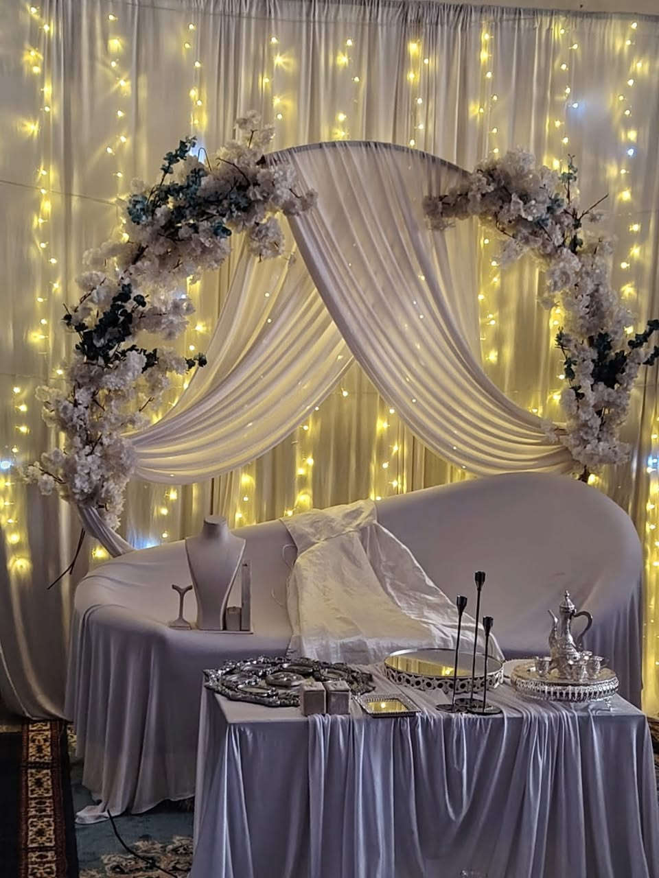 🌹رونق الرمانة للمناسبات 🌹

لأن ليلة العمر تستاهل تكون مميزة 👑

نوفر لكم تأجير كوشات أعراس وديكورات بأجمل التصاميم وأرقى التفاصيل

🔸 كوشات ملكية بألوان متنوعة
🔸 أقواس (دائري – مربع – مقوس)
🔸 تنسيق ورد طبيعي وصناعي
🔸 ترتيب كامل حسب الذوق

نشتغل على أدق التفاصيل حتى تكون مناسبتكم بصورة تليق بفرحتكم 💍

📍 الحجز متاح الآن 
النقل والشد مجاني داخل القائم والرمانة والنواحي المجاورة

📞 للاستفسار والحجز يرجى الاتصال على الرقم: (***********) (***********)

رونق الرمانة للمناسبات

عنوان الفخامة في كوشات الأعراس 🌹

رونق الرمانة فخامة تليق بليلة العمر🌹
