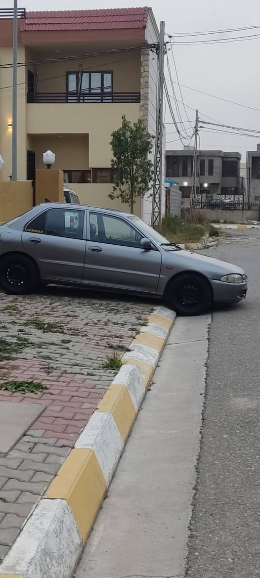 السلام عليكم بروتون 2002 سنويه جديد السياره بسمي بي دفتر بانزين سياره جديد من كول التفاصيل بدون اي نقص كير محرك شرط تبريد  سياره تايرات جديد صدر امامي خلفي جديد مبدل داخل السياره كله جديد سياره صبخ جماليه فقط سعر51 بي مجال رقم الهاتف ***********
