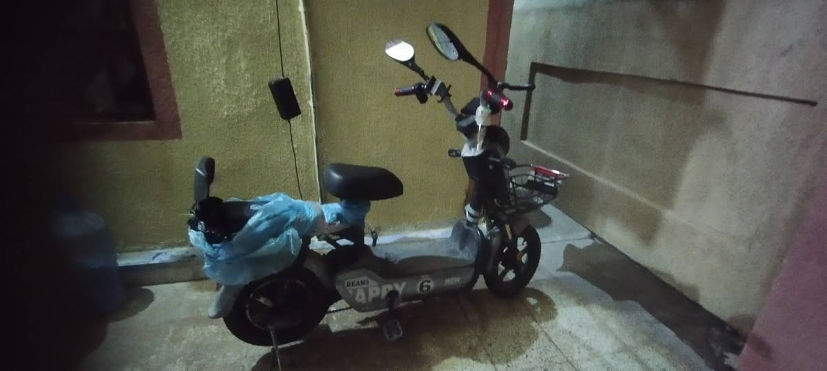 السلام عليكم ورحمة الله وبركاتة بايسكل شحن للبيع شغال شرط الفحص السعر المطلوب 350 وبي مجال مكاني كركوك الواسطي الشراي يتصل على الرقم التالي 👈🏻***********
