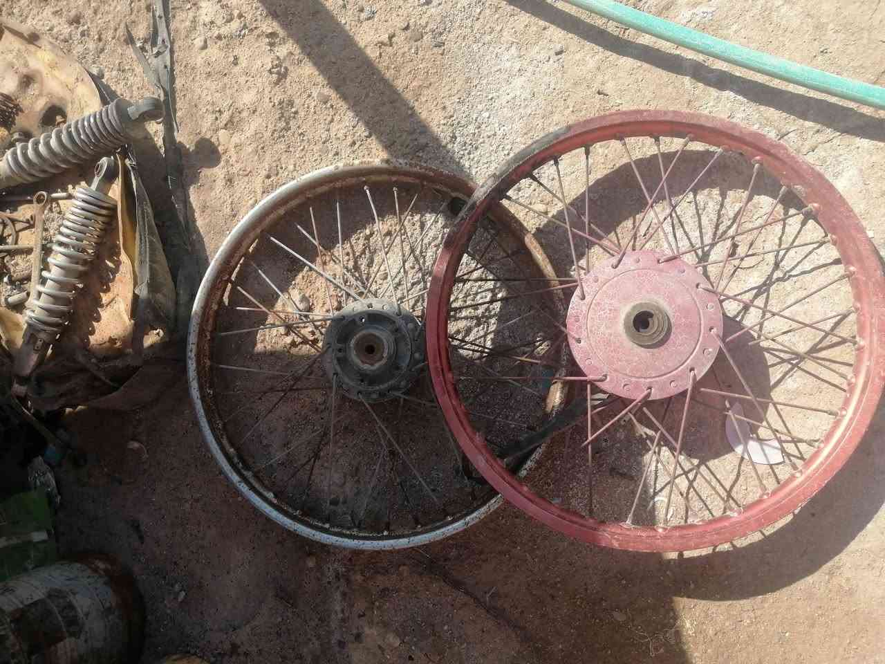 كلهن شغالات 50 قفل مال تعزيله😁


**إذا كنت صاحب هذا الإعلان وتريد حذفه لأي سبب، رجاءا أرسل رسالة إلى الدعم الفني**