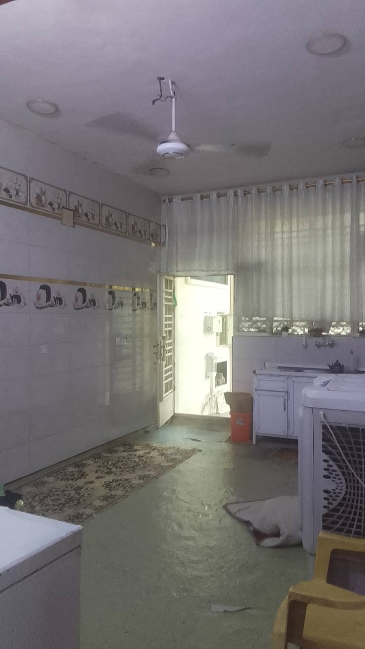 بيت للبيع 150متر طابو صرف منطقة الامانه رقم 1917 اثنين نوم واستقبال ومطبخ وتشجير ملاصق طول 40 متر وراه شارع عشره ***********
