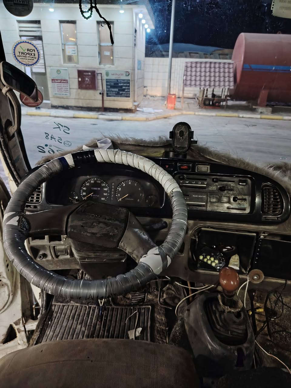 السلام عليكم كوستر راس الثور صيني 2005 سياره جاهزه وخير من الله تخم تاير جوبلس مكينه كير اكسن سياره غاز بانزين وجاي امشي بمعاملت لمداور سياره ب80 مطلوبه 20 يوكعن من السعر مكانه سماوه ***********
