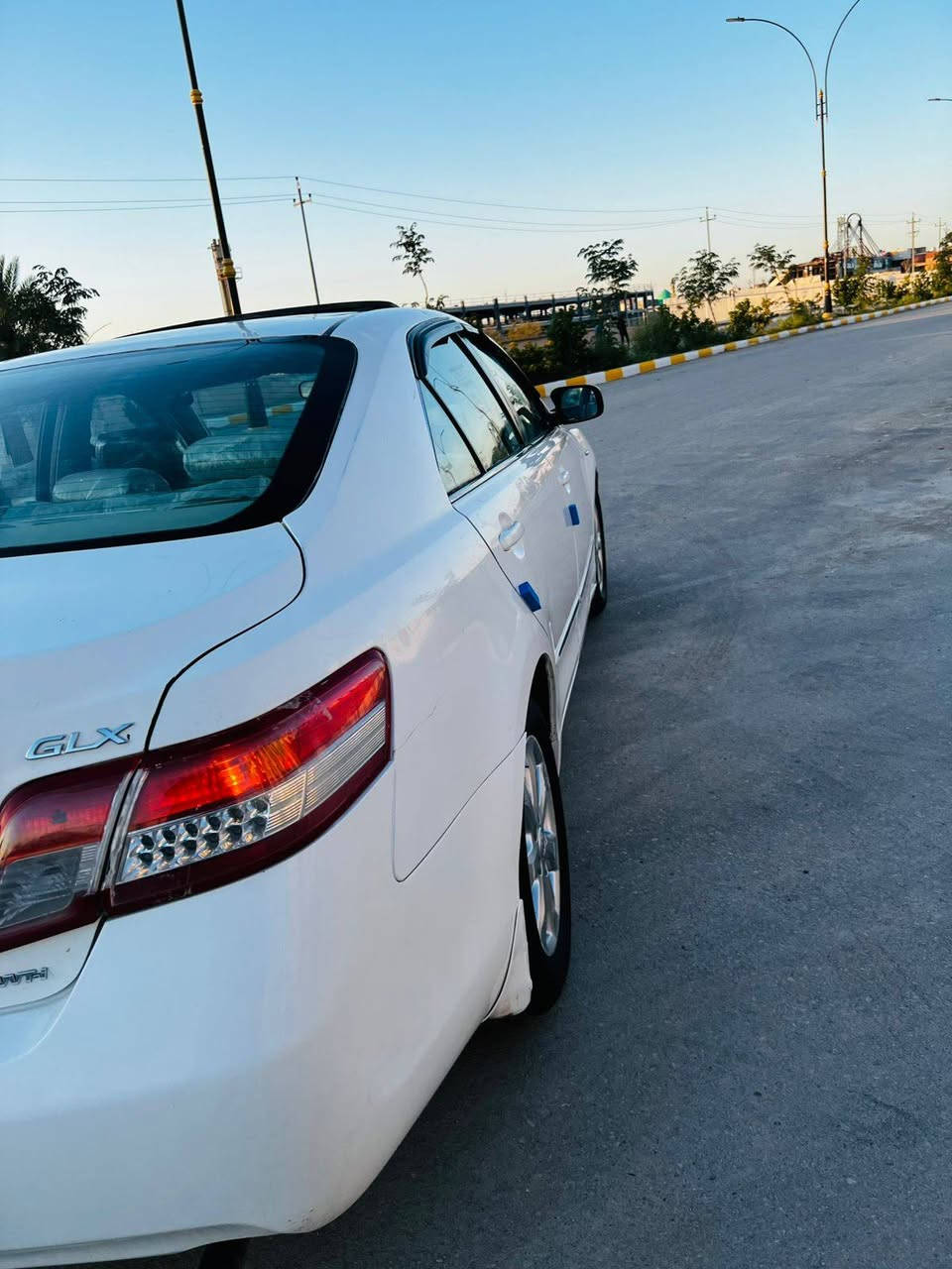 السلام عليكم
السعر((95))وبيه مجال
***********
للبيع كامري 2009 خليجي فول مواصفات اعلى فئه GLX  مكفوله كفاله عامه ضربه وكص قطعتين صبغ  .رقم بصره نكليزي سنويه ل 30 .مكينه وكير 2400مكفولات لاتبخير ولا تنقيص  حداديه جديده تخم تاير جديد  سياره جديده وجاهزه
مكاني ناصريه مركز. ناصرية, ذي قار
