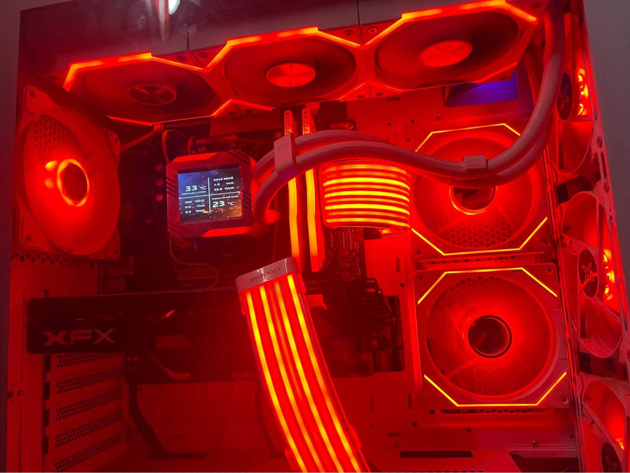 Cpu  Ryzen 7 5700x 
Ram 2*8 3600HZ RGB 
Mathbord b550mk gigabyte
Pawer 700w
Cooler 360 3fan
2 kebl rgb 
SSDm2 Lexar 1tb
Hdd 500gb أربيل, العراق


**إذا كنت صاحب هذا الإعلان وتريد حذفه لأي سبب، رجاءا أرسل رسالة إلى الدعم الفني**