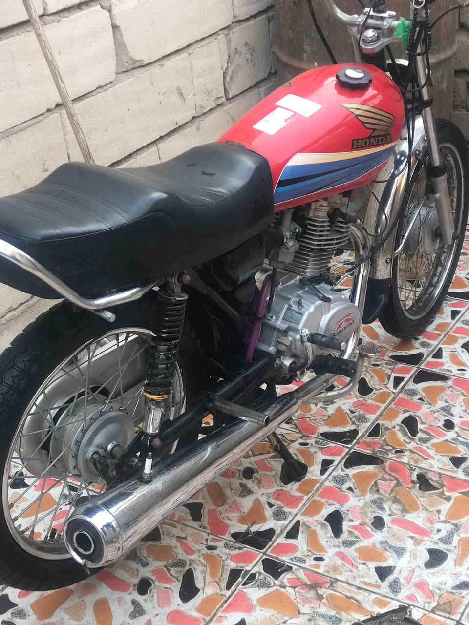 كلك للبيع.  محرك رابيدو.   دراجه مانقصه شي شغل وطلع   مبدل بيها بستم. سعر خاص


**إذا كنت صاحب هذا الإعلان وتريد حذفه لأي سبب، رجاءا أرسل رسالة إلى الدعم الفني**