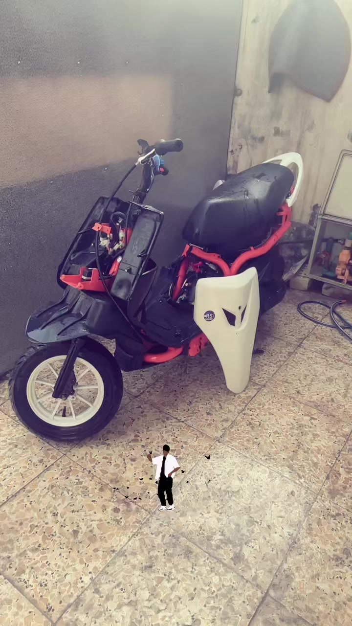 سلام عليكم دراجه تعمير جديد تجفيت جديد
تزويد 
شيال
ستدات مال كور 
فراك مال بريك سمائي 
درجه شلعه و معدل قويه مكفوله كفاله عامه ￼￼ سعره  600وبيه مجال لاستفسار خاص او هاذ رقمي راسلني وتساب ***********لا دك ما اجاوب
