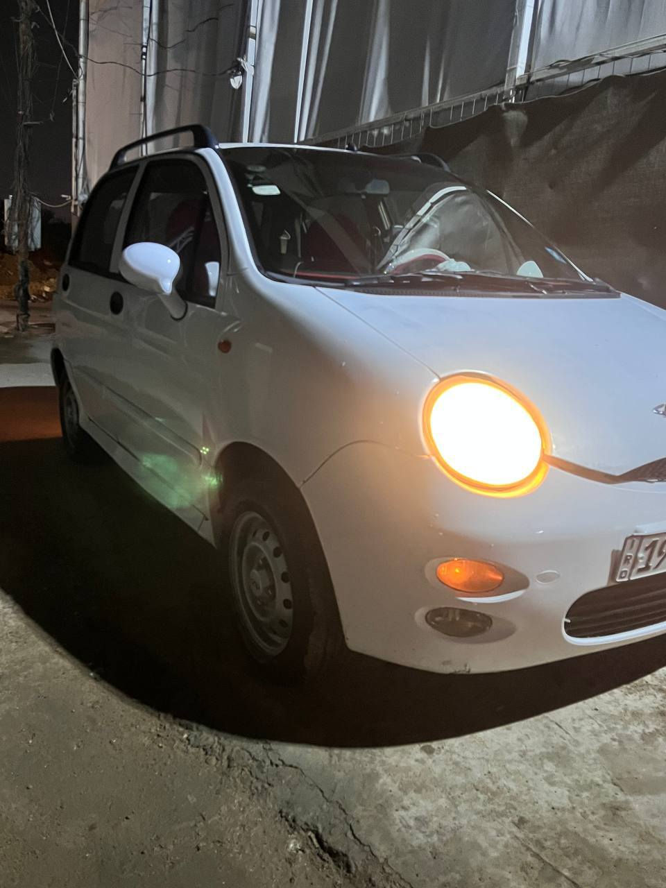 كيو كيو
موديل 2013

رقم كربلاء 

سنوية جديدة 

كلشي شغال عدا التبريد 

راعيتها طالبة جامعة وبيتها جداً قريب على الجامعة واستوها خلصت وتريد تبيعها .
السعر 31 وبيها مجال 

واي استفسار على هذا الرقم  ***********
