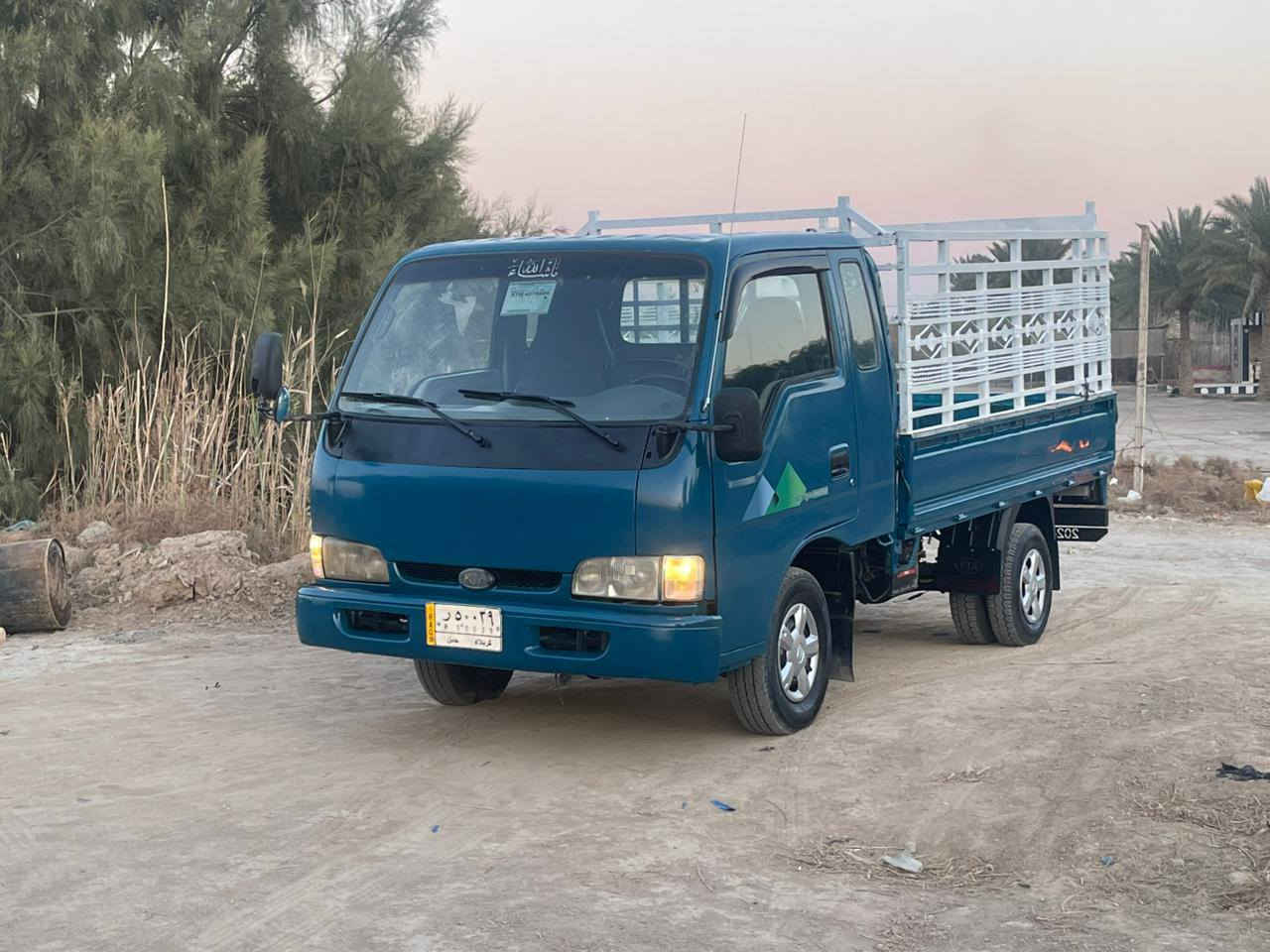 السلام عليكم كيه فونتير للبيع موديل 2000 قلاب مكفولة كير محرك اكسل شاصي كهربائيات كلهه شغاله سنويه مشروع وطني رقم كربلاء السعر 60 وبيه مجال المكان بابل الرقم//***********
