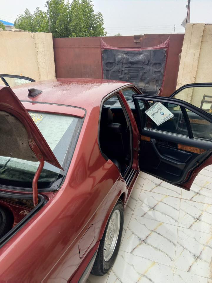 سلام عليكم بي ام للبيع 535 كير ومكينة 25 مسكر  كهربائيات كامله موديل 92 بجم عريض فتحة سقف مصبوغة حزام جمالية رقم نجف الدولي  مشروع وطني هزة وسنوية جدد لل٢٩ غرفة جديدة جلد سستم سماعات وشاشة سنتر لوك شغال تبريد شغال ويل خلية جديد  لايت زنون راديتر جديدة بيها نواقص بسيطة مكاني بغداد دورةالسعر 63 للاستفسار اتصل ***********/***********
