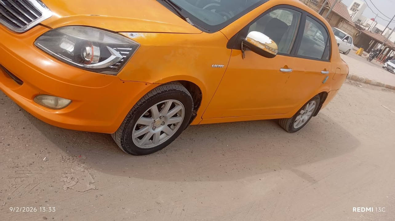 سلام عليكم جيلي موبل موديل 13 سياره جاهزه من كولشي تبريد مكينه كير حداديه تخم تاير تبريد سنويه جديده بسمي رقم دولي مكاني دوانيه  رقمي ***********
