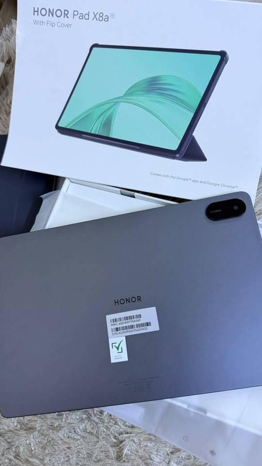 السلام عليكم
تاب honor x8a
ذاكره 128
جهاز جديد ممستخدم هواي 
ملحقاته كامله 
شاحنه بعدها ممسخدمها بالكارتون 
يجي وياه كفرين 
لاصق ضد الكسر الاصلي 
250 وبي مجال بسيط كلش
***********

