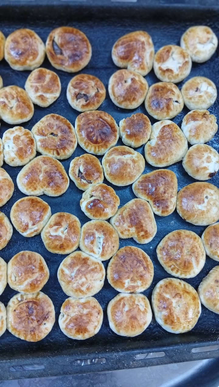 السلام عليكم حبايب توفرت كليجة العيد اطلبوا وتدللون ♥️🫶


**إذا كنت صاحب هذا الإعلان وتريد حذفه لأي سبب، رجاءا أرسل رسالة إلى الدعم الفني**