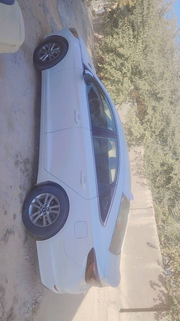 سوناته 2017 رقم دهوك مكانه بابل قضاء المحاويل *********** 
سعره 105 وبيه مجال
