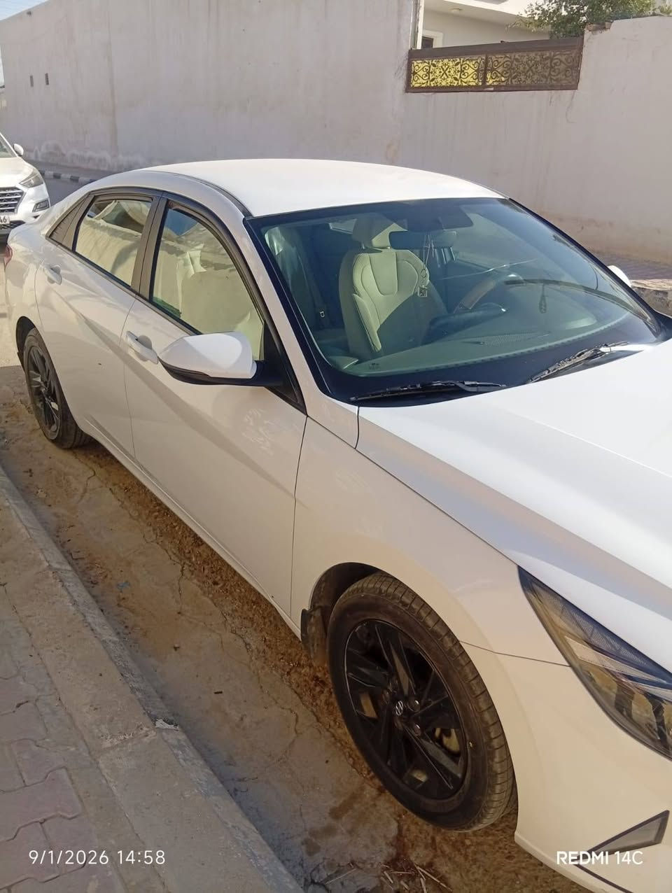 النترا موديل 22لون ابيض محرك 1600مانع انزلاق حساسات الاطارات نصف فول السياره محجوزه شركه سنه باقي عليها رقم بغداد  السياره مكفوله كفاله عامه ماعده رصعات قليله بارد السعر  160 العنوان ناصريه مركز الاستفسار على هذا الرقم ***********
