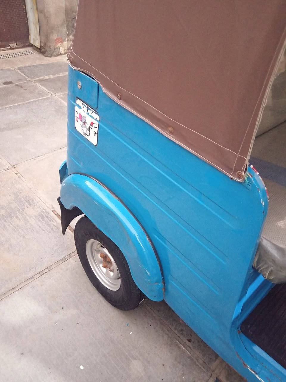 تكتك باجاج موديل 20 شهر 12 يوم 26 تكتك رقم وسنويه مكفوله من ضربه وصبغ مكينه ناعمه الا تنقيص الا تبخير سعر 7300 وبيه مجال بسيط مكاني  بغداد النهروان ***********
