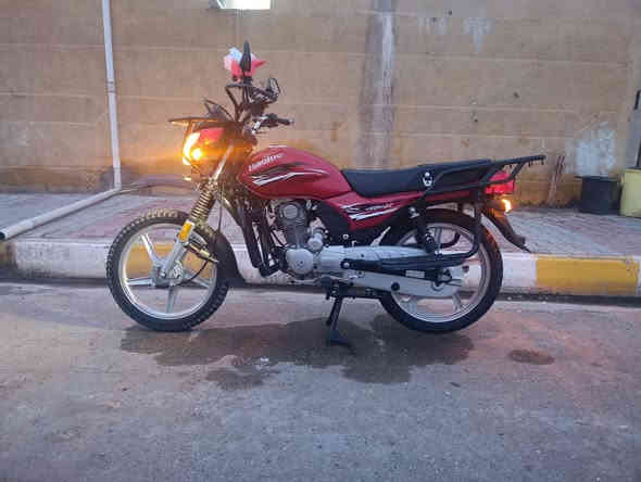 للبيع هاوجي قفاز موديل 23 مسجل لوحات انكليزي السعر 15 وبيه مجال ويرهم مراوس الرمادي التأميم 8شباط رقم الهاتف ***********شباب المايعجبه المنشور خلي يعبره تره ليعلق غير تعلق اجاوز عليه
