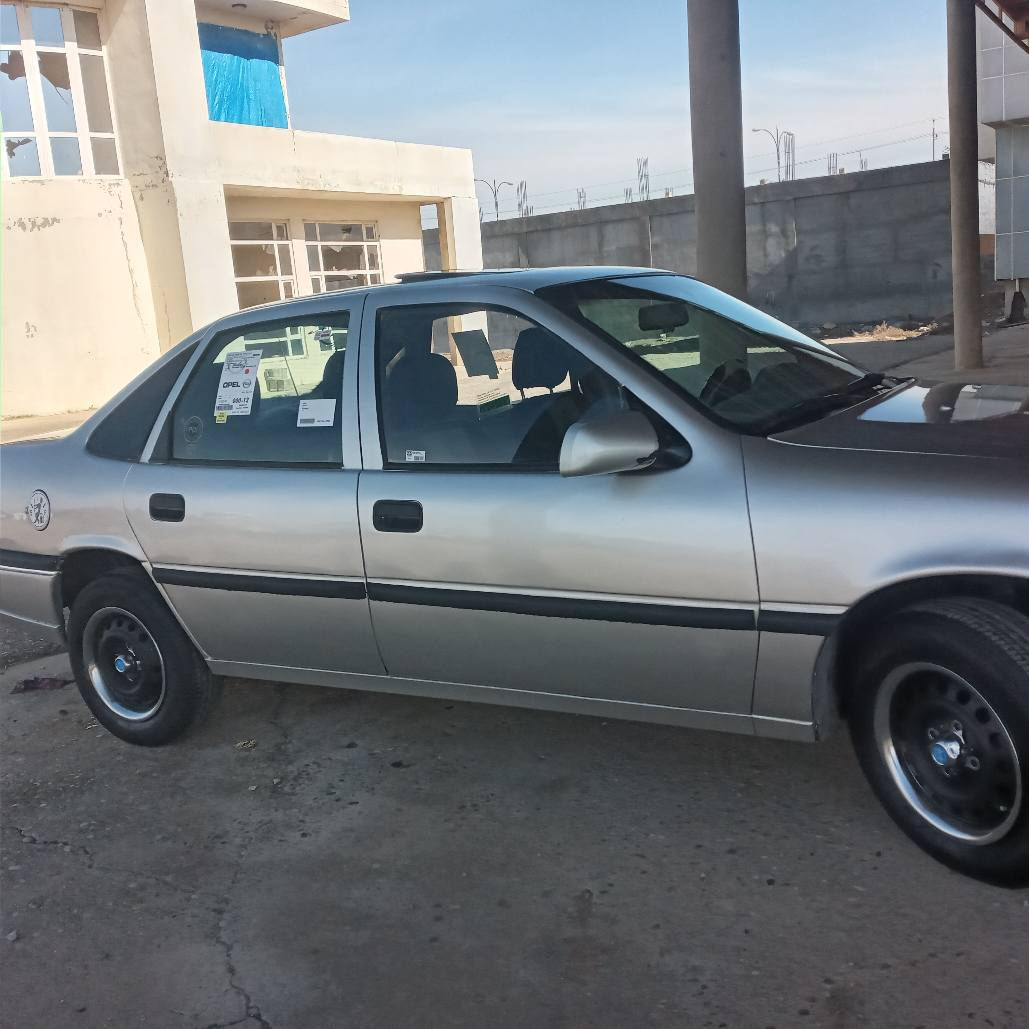 ئۆپڵ فیترا مەکینە۱۸ مۆدێل۱۹۹۱ ڕەقەم هەولێر خەرامە تەحویل بڕاوە بەشەرت بێ خایس ناوی جوانە گێڕ و مەکینە بەشەرت سیدی پاوەر سەنەوی تا ۲٠۲۸ نوێیە چوار تایەی تازە لەژێری سەیارەیە پاکوو جایزە بێ تەقەو ڕەقەیە سعر ٤٠ گەڵا مەعمەلە ژ..م***********   ژ..م *********** السليمانية, العراق
