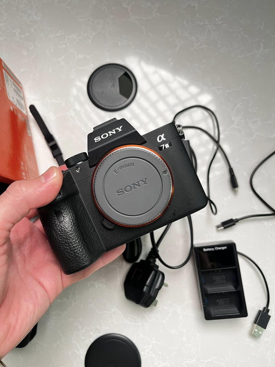 Sony 7 III
النظافة 100%

الشتر 13k

بطاريات عدد ٣ واحد منهم شحن تايب سي 

الكارتونة والغراض كاملة 

مع جلاتين ولزكة ضد الكسر 

رام 64g

السعر 

شاحنة للبطاريات 

1,375,000

مكاني المنصور الداوودي 

***********
