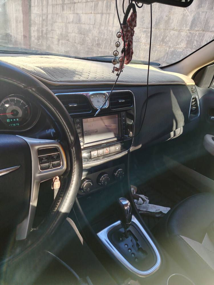 محرك 6 سلندر 3600 (جديد مال حاويه)
مواصفات S
وارد امريكي صبغ فقط جاملغ امامي بدون ارباك الباقي كفاله
حدادية حلوة
تبريد ثلج ❄️
تدفئه شغاله
شاشة وكاميرا 
تحكمات ستيرن
كشنات جلد وتحكم كهربائي
رقم دهوك الجديد باسم عربي
سنوية لسنه 2027
 
سيارة مال جناي رزنة واعتمادية وحلوة وشكلها بالحقيقة احلى من الصور بهواي ( مابيها أي نقص كل شي بيها جديد وكارتون )
مكانها بغداد الكراده او التاجي سعره ٨٥ بيه مجال قليل اشوف السعر غالي تلكه الاحسن منه 
وتساب *********** بغداد, العراق
