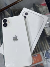 ١١ العادي أمريكي نضيف شخط مابي مبدل بطاريه اصليه ٩٦ ذاكره ١٢٨ مستعجل ع...