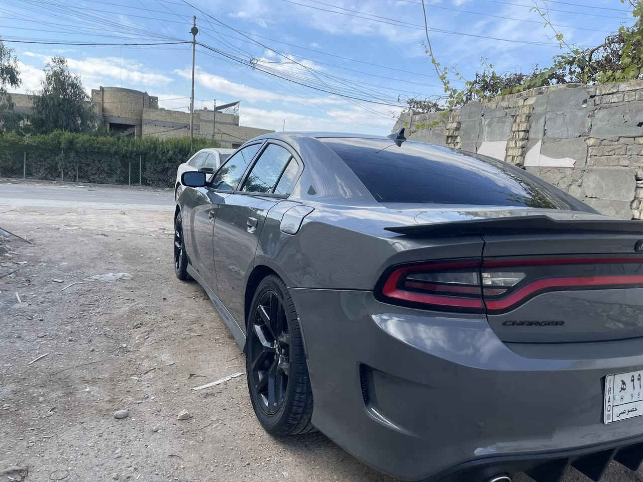 اللهم صل على محمد وال محمد
السلام عليكم جارجر 2017 اصل رقم بغداد شبه المميز لون سمنتي اصل ماشية 150 تحويل ثاني يوم جاهزة من كل شي كير ومكينة بالجيس شاشة كار بلي كشنات حضن كهرباء  لايت عدسه زرع نهار تبريد ثلج حجر بيئة موجود حادثه فقط باب مبدل اصلي سونار ناشره وصور الحادث بالمنشور السعر 184 وبيه مجال قليل مكاني بغداد ***********
