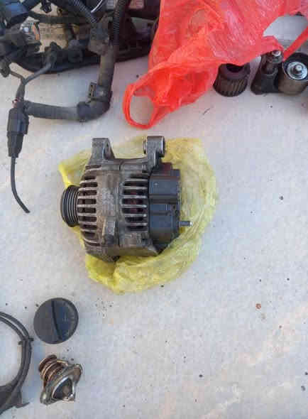 السلام عليكم يوجد اغراض اوبتما ٦سلندر للتواصل ***********
