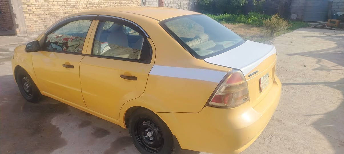 سلام عليكم افيو لبيع موديل ١١ مل شركه العام رقم بابل كير محرك حدادي تبري خير من الله جهزه السنويه له ٢٩ مصفر هيه وغرامات بيه بس الصندوك مرشوش اهثر جراد وهاي كدمك بل سونار السعر ٦٣ وبيه مجل مكان السياره بابل قرب العلويه شريفه ***********
