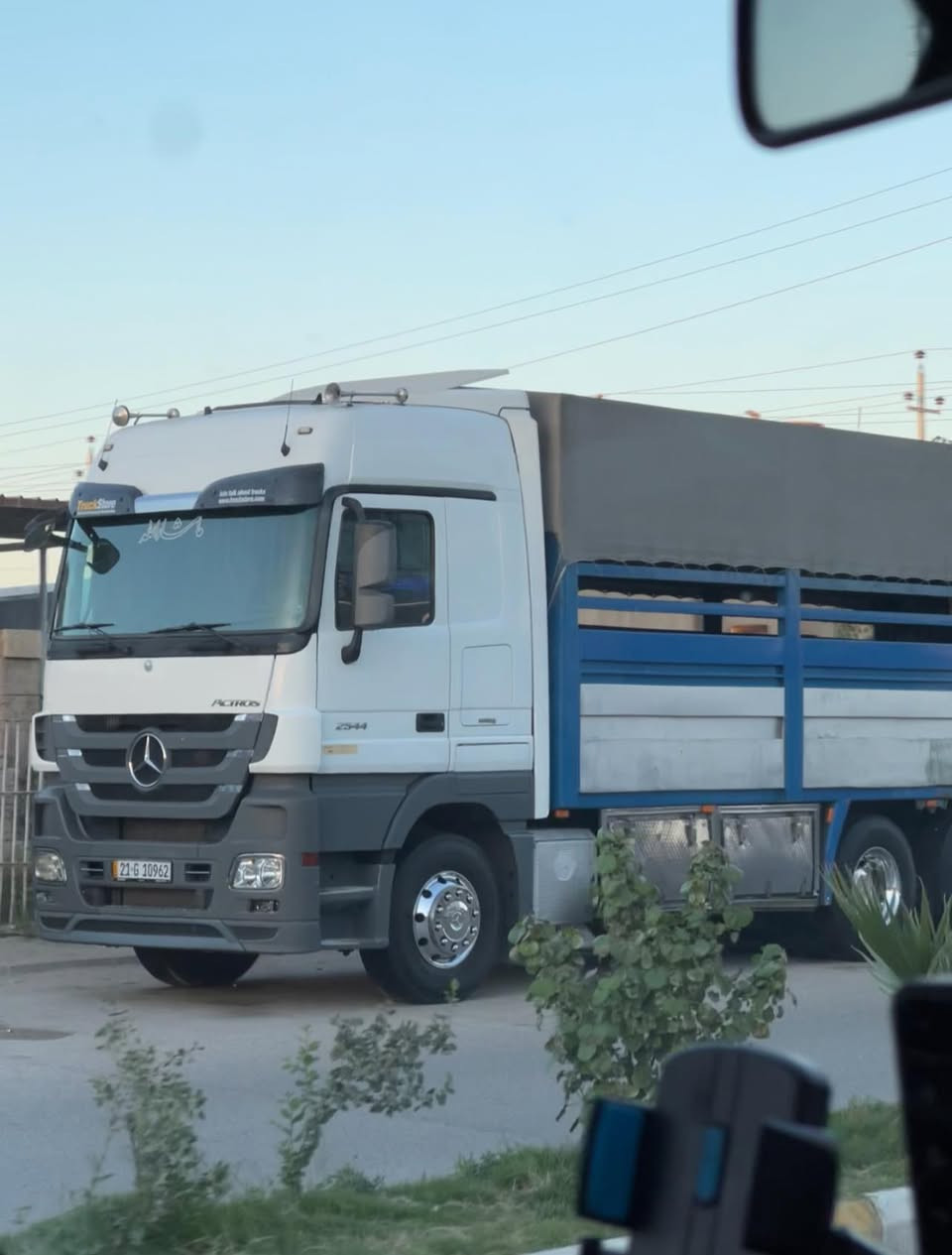 كتروز سحال موديل 12 سلمانيه بسمي مكينه 41 مزوج مكان ناصريه رقم ***********
