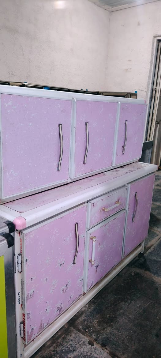 كاونترات مستخدمه وجديد وبأسعار مناسبة العنوان البدير شارع جامع ال حجي رشيد القريشي مجاور جملة جاسم البولاني
***********
***********
